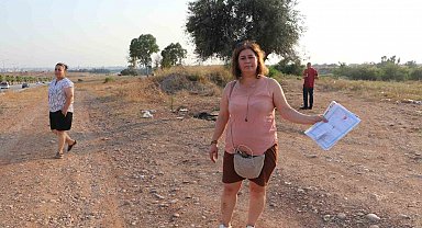 Üniversite yıllarca araziyi işgal etti, belediye istimlak etmeden bulvar geçirdi, şimdi de başkası karpuz ekti