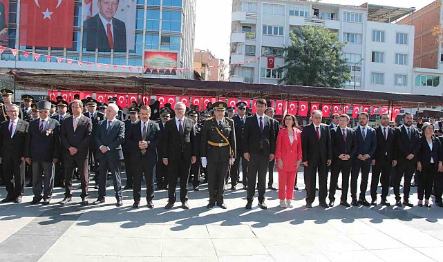 Uşak'ta 30 Ağustos Zafer Bayramı coşkuyla kutlandı
