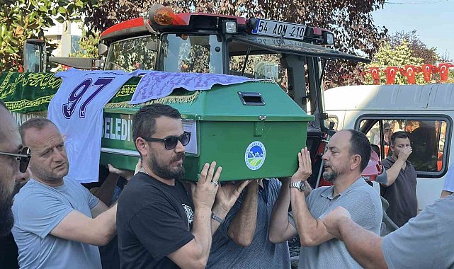 Üvey oğlu tarafından öldürülen baba son yolculuğuna uğurlandı