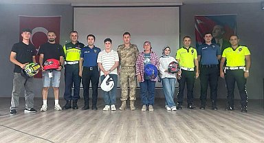 Üzümlü'de motosiklet sürücülerine trafik güvenliği eğitimi