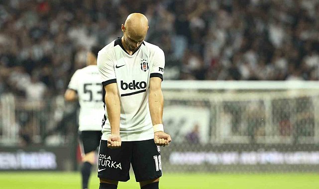Vaclav Cerny bu sezon ilk kez gol sevinci yaşadı