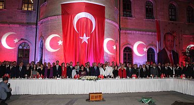 Vali Çiçek: "Biz tehdit edilebilecek bir devlet değiliz"
