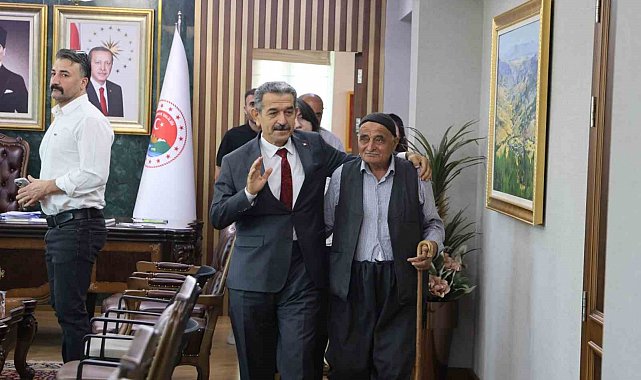Vali Ekici hafta sonunu vatandaşlara ayırdı: 2 günde 50 vatandaşla görüştü