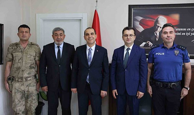 Vali Taşolar'dan Karakoyunlu kaymakamı Kayaş'a hayırlı olsun ziyareti