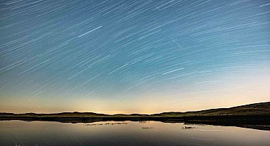 Van'da doğa fotoğrafçıları Perseid meteor yağmurunu gözlemledi