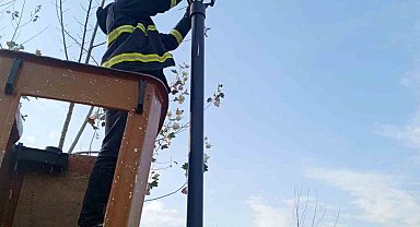 Vandallar tahrip etti, büyükşehir yeniledi
