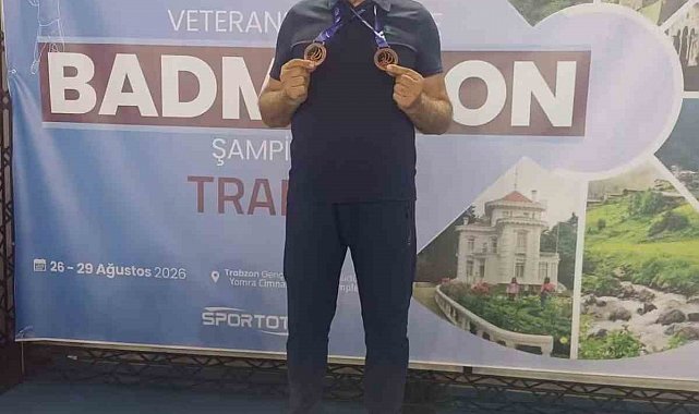 Veteranlar Türkiye Badminton Şampiyonası'nın 3'üncüsü Beypazarı'ndan