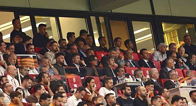 Vincenzo Montella, Galatasaray - Çorum FK maçını statta takip etti