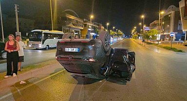 Virajı alamayan araç takla attı, sürücü yaralandı