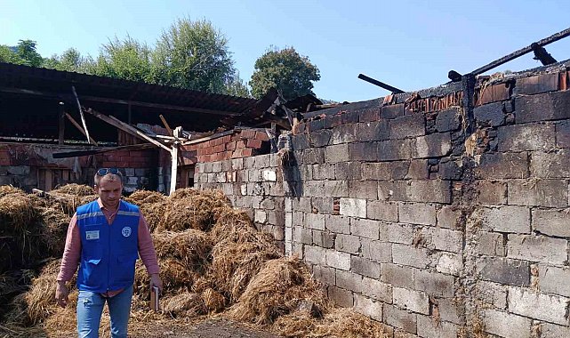 Yangında 500 balya samanı yanan üreticiye Büyükşehir'den destek