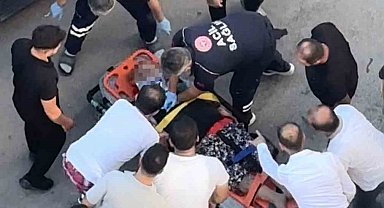 Yaya geçidinde otomobilin çarptığı kadın hayatını kaybetti: Kaza anı kamerada