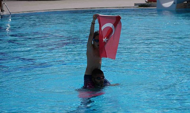 Yaz spor okulları sona erdi, yüzlerce öğrenci sertifikalarını aldı