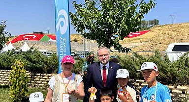 YEE, Malazgirt Zaferi'nin 955. yılında Ahlat'ta ziyaretçilerle buluşuyor