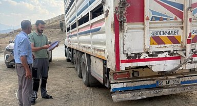 Yüksekova'da hayvan sağlığı için yol kontrolleri sürüyor