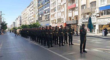 Zafer provası gerçeğini aratmadı