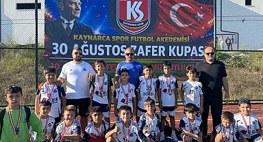 1299 Bilecikspor Kulübü Zafer Kupası'nda grubu lider bitirdi