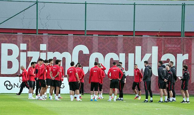 A Milli Takım'da İtalya maçı hazırlıkları başladı