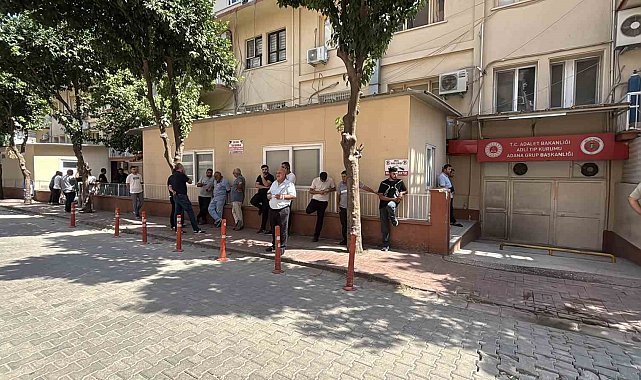 Adana'da eski eşi tarafından katledilen kadının cenazesi adli tıptan alındı