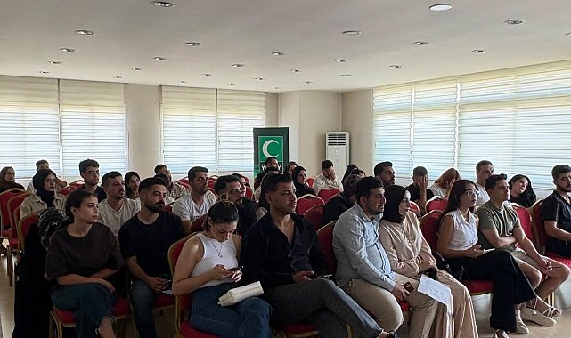 Adana'da evlenecek çiftler evlilik öncesi eğitimde buluştu
