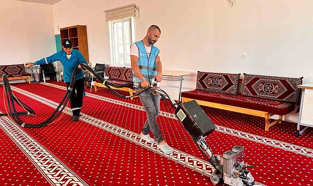 Adıyaman'da ibadethanelerde temizlik çalışması