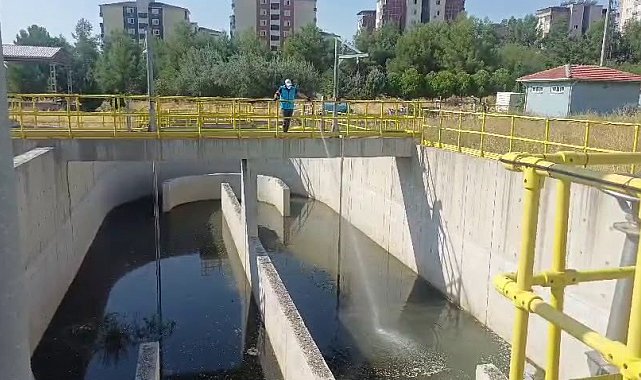 Adıyaman'da karasinek ve haşereye karşı mücadele sürüyor