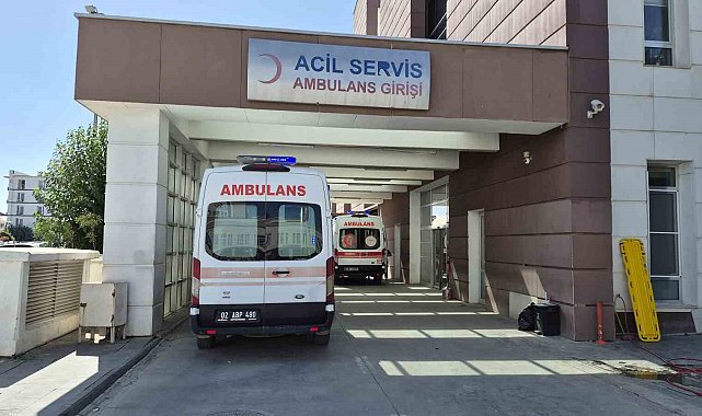 Adıyaman'da otomobil çocuğa çarptı: 1 yaralı