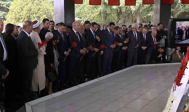Adnan Menderes ve arkadaşları vefatlarının 65'inci senesinde kabirleri başında anıldı