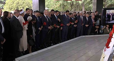 Adnan Menderes ve arkadaşları vefatlarının 65'inci senesinde kabirleri başında anıldı