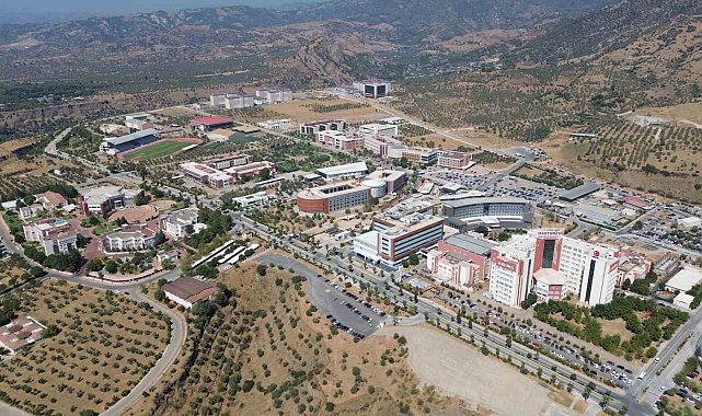 ADÜ dünya sıralamasında 3 yılda 220 basamak yükseldi