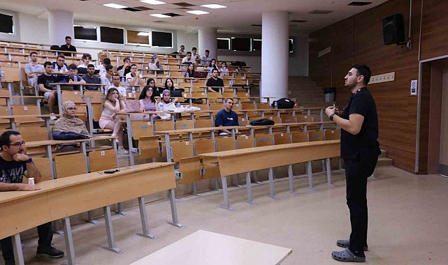 ADÜ'de öğrencilerin akademik hayata uyum süreci güçlendiriliyor