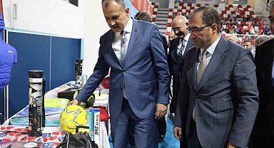 Ağrı'da 171 okula 15 milyon liralık spor malzemesi desteği