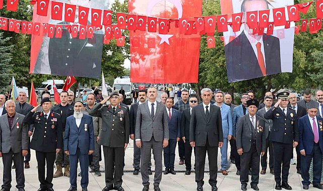 Ağrı'da Gaziler Günü dolayısıyla tören düzenlendi