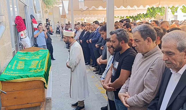 AK Parti MKYK üyesi Zeynep Çiftçi son yolculuğuna uğurlandı