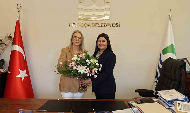 AK Parti'ye geçen Foça Belediye Başkanı'na Çankırı'dan destek ziyareti