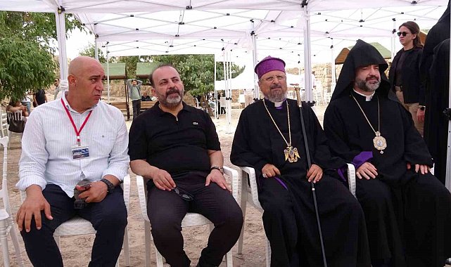 Akdamar Kilisesi'ndeki 14'üncü ayin başladı