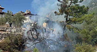 Akyaka'da ot yangını paniğe neden oldu