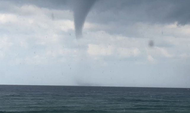 Alanya açıklarında hortum görüntülendi