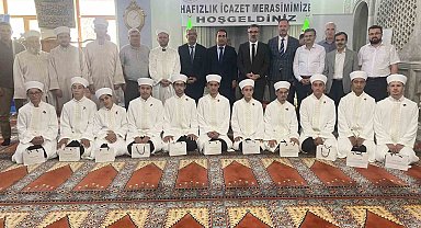 Alaşehir'de 11 öğrenci hafızlık icazeti aldı