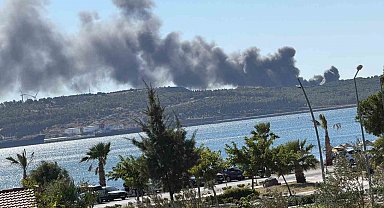 Aliağa'da gemi söküm tesislerindeki hurdalık deposunda yangın