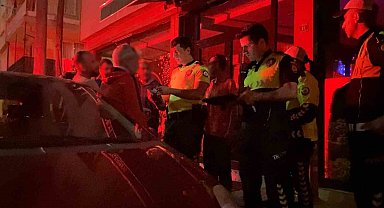 Alkollü şahıslar polisi çileden çıkardı