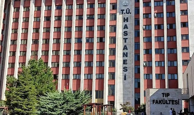 Alkolü bitince kolonya içen şahıs hastaneye kaldırıldı