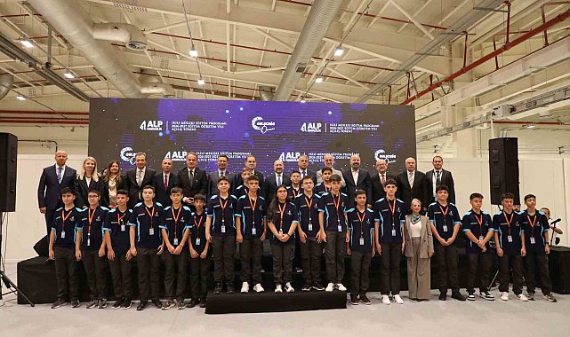 Alp Havacılık İkili Mesleki Eğitim Programı'nda yeni eğitim dönemi başladı