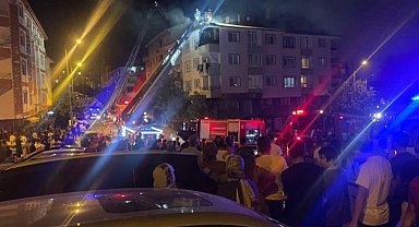 Ankara'da binanın çatısında çıkan yangın söndürüldü