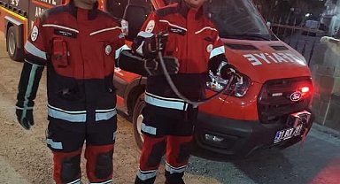 Antakya ve Reyhanlı'da yerleşim yerlerine giren yılanlar yakalandı