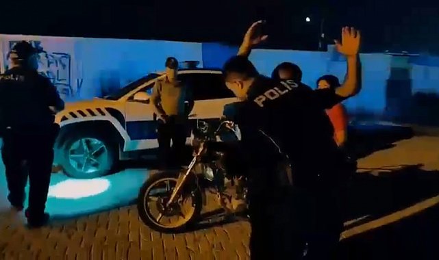 Antakya'da asayiş uygulamasında aranan 14 şahıs yakalandı