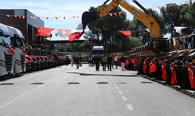 Antalya Büyükşehir Belediyesi filosuna 89 yeni araç