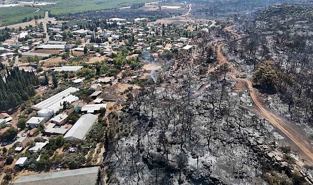 Antalya'da Aksu orman yangınının enerjisi düşürüldü