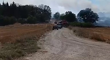 Arazide çıkan yangın, ekiplerin hızlı müdahalesiyle söndürüldü