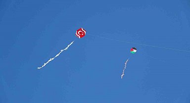 Ardahan'da umut uçurtmaları Gazze için gökyüzünde