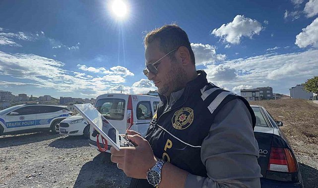 Arnavutköy'de okul çevreleri dron ile havadan denetleniyor